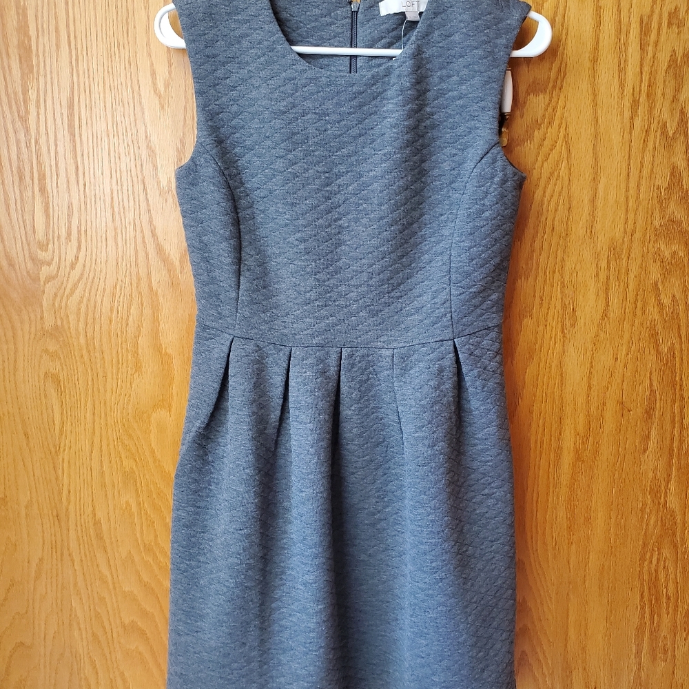 LOFT Sleeveless dress